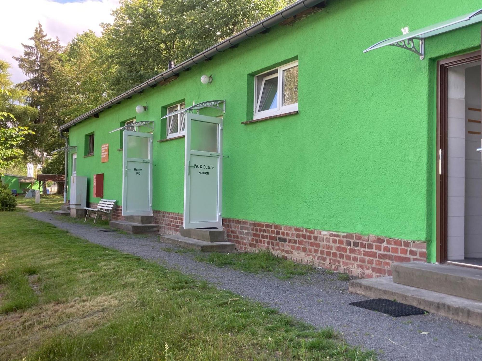 Campingfass Mit Panoramaterrasse Langenbernsdorf ภายนอก รูปภาพ