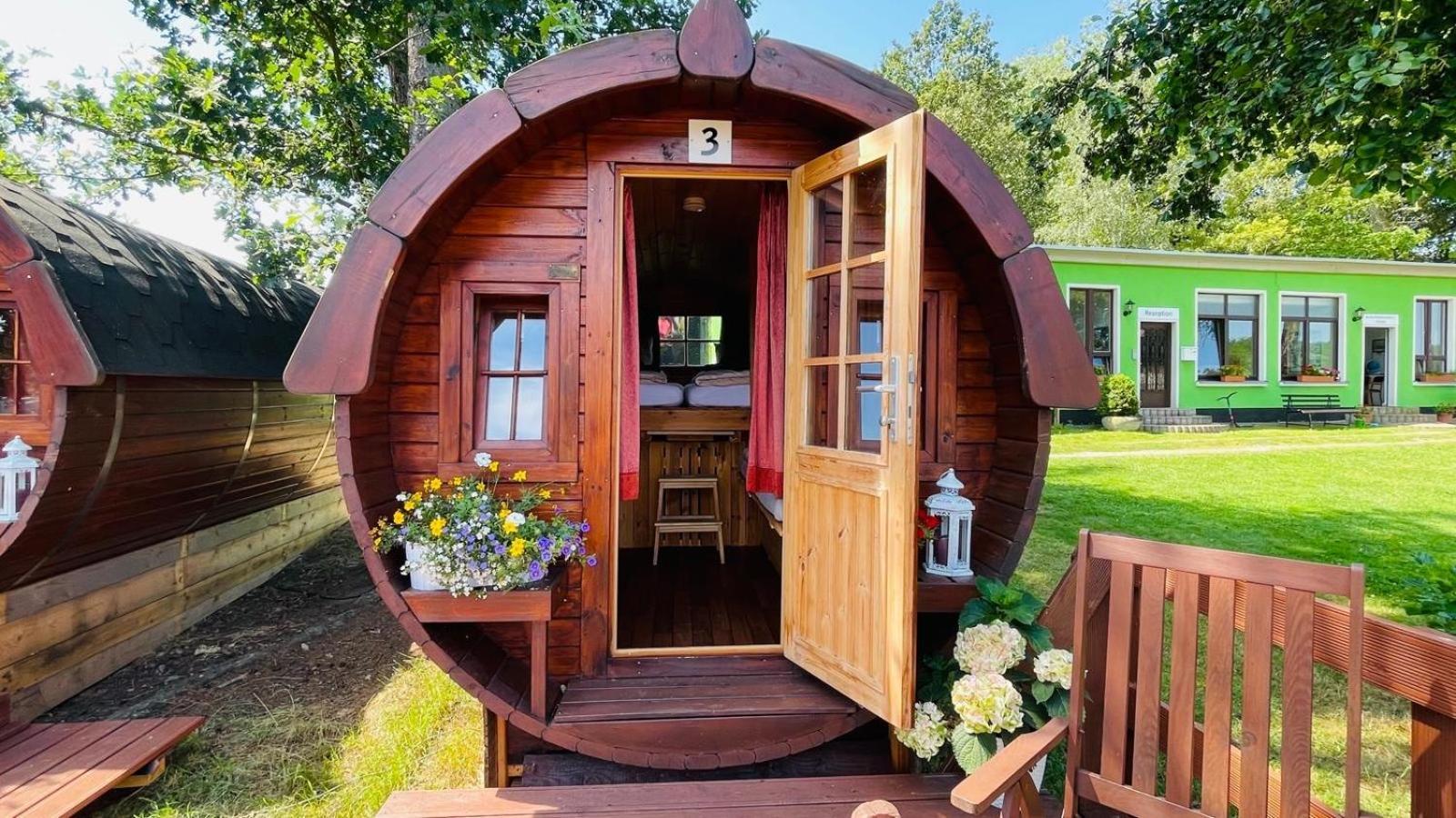 Campingfass Mit Panoramaterrasse Langenbernsdorf ภายนอก รูปภาพ